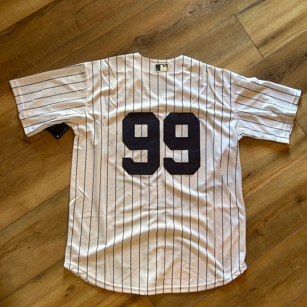 Aaron Judge NY Yankees #99 White Pinstripe Baseball Kids Youth Medium Jersey